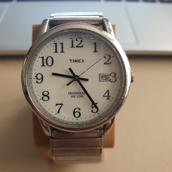 Timex Indiglo Silver/White Stainless Steel Men's Watch w/Date - Picture 1 of 3